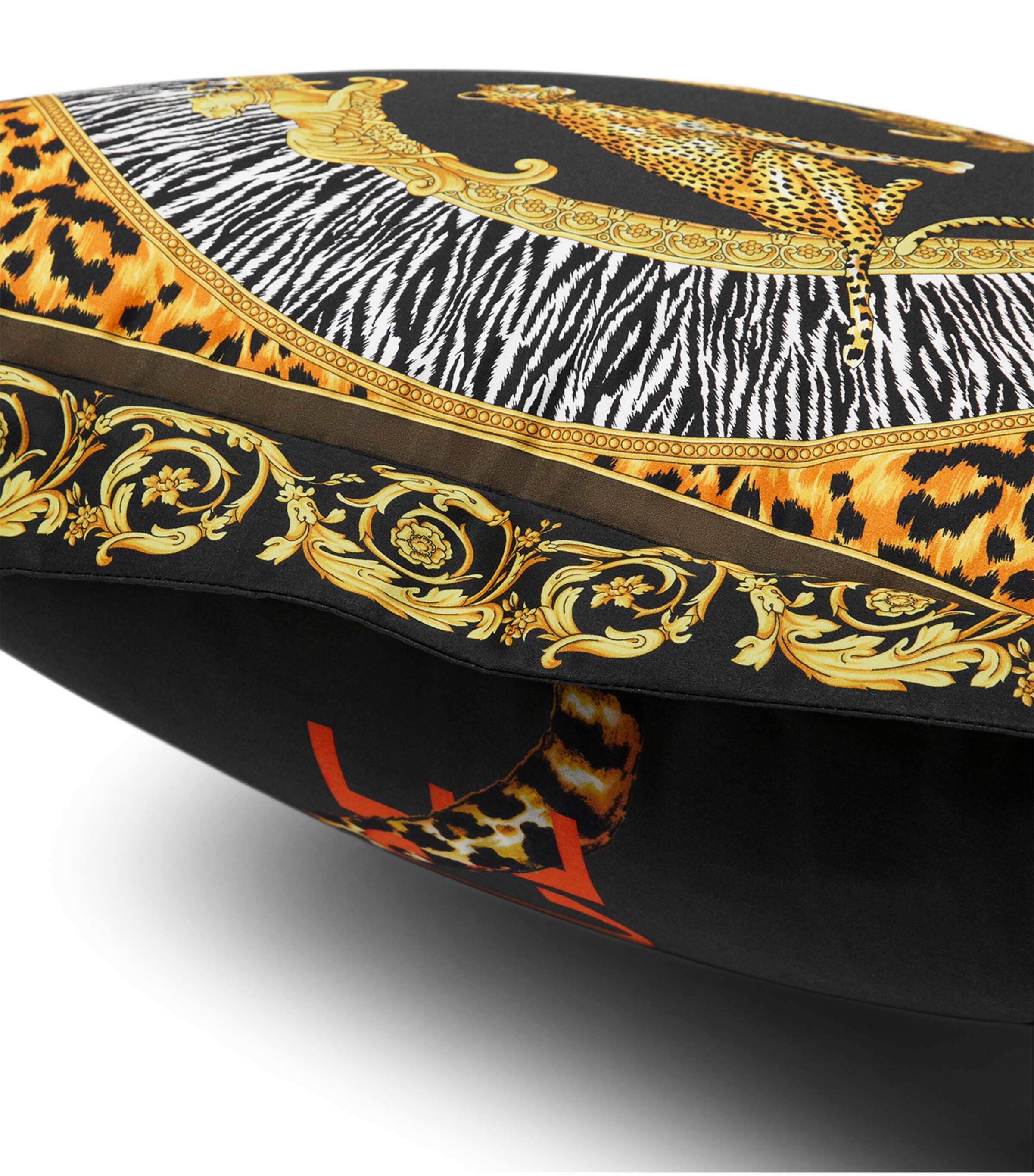 Cotton-Satin Wild Cats Cushion (60cm x 60cm) 3 Cotton-Satin Wild Cats Cushion (60cm x 60cm)