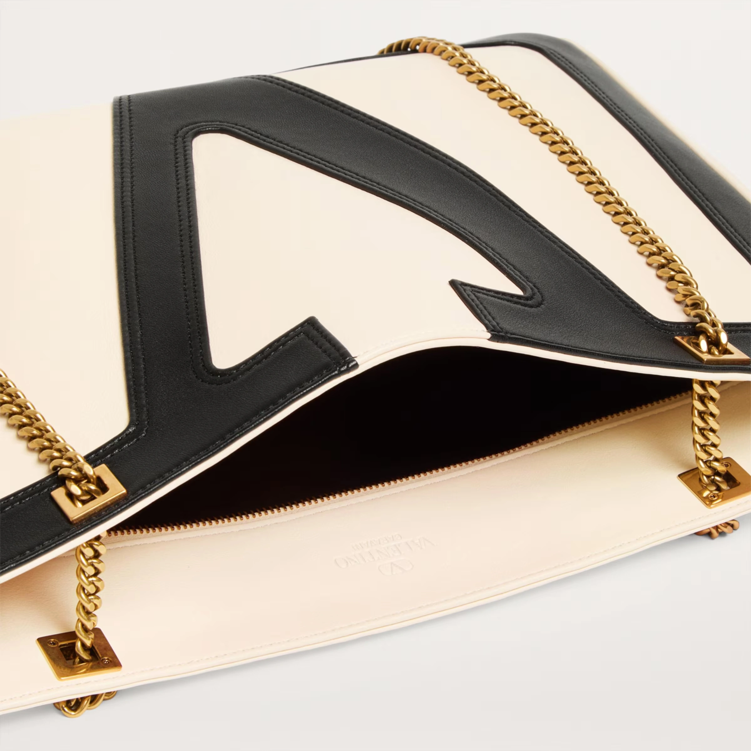 Medium Lambskin Viva Superstar Tote Bag 3 Medium Lambskin Viva Superstar Tote Bag