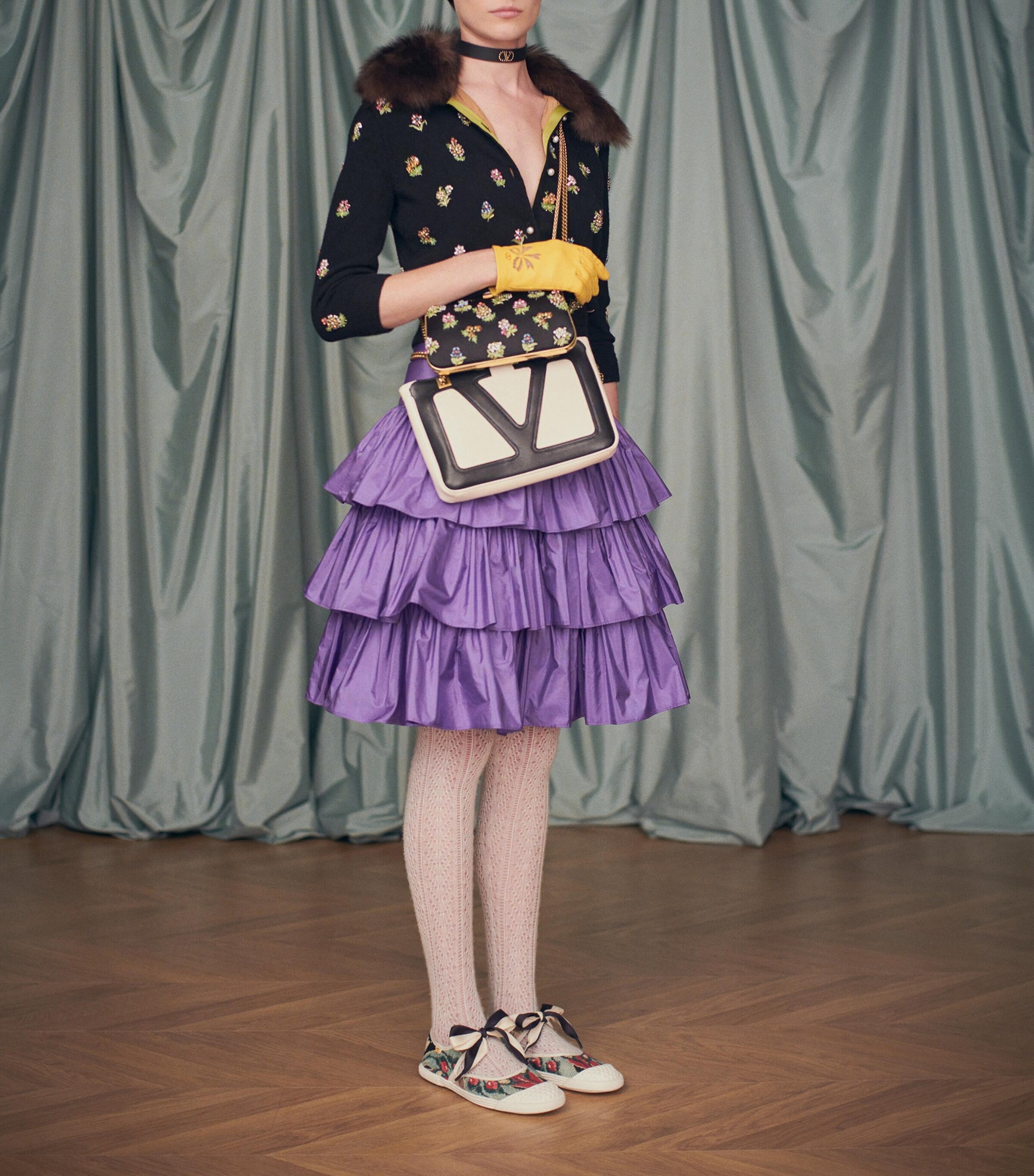 Medium Lambskin Viva Superstar Tote Bag 8 Medium Lambskin Viva Superstar Tote Bag