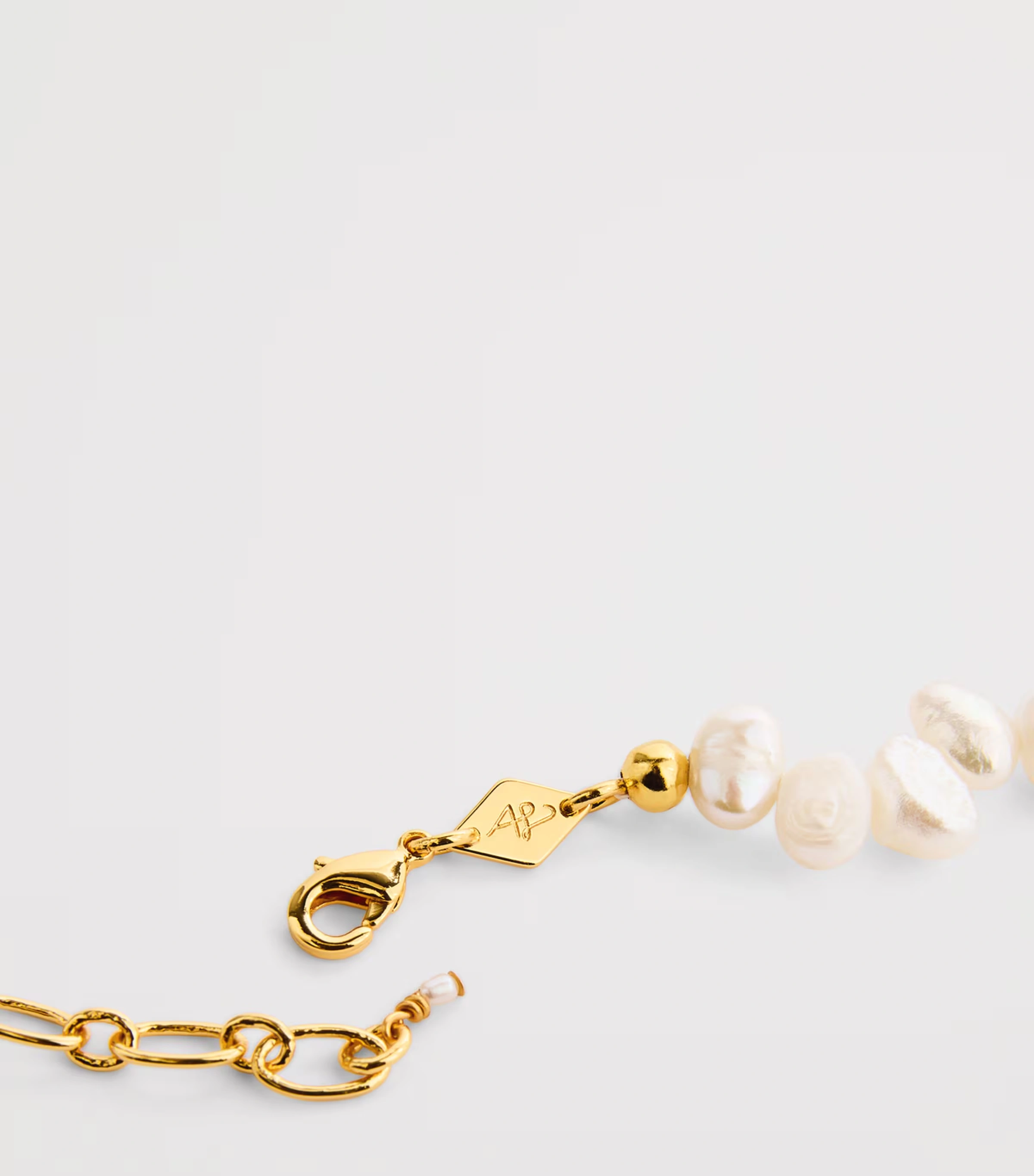 Gold-Plated Pearly Drop Necklace 5 Gold-Plated Pearly Drop Necklace