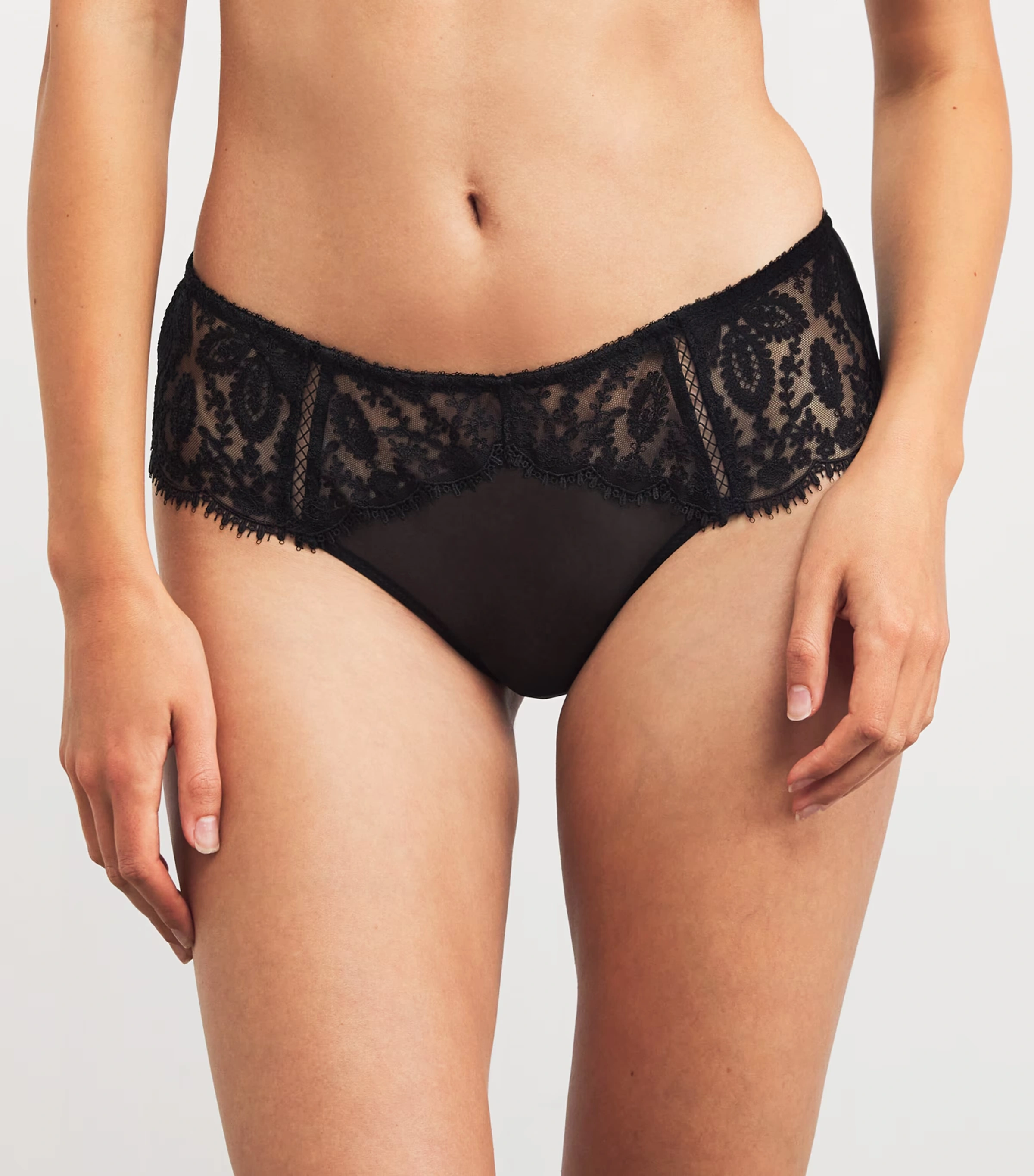 Lace Précieuse Shorty Briefs