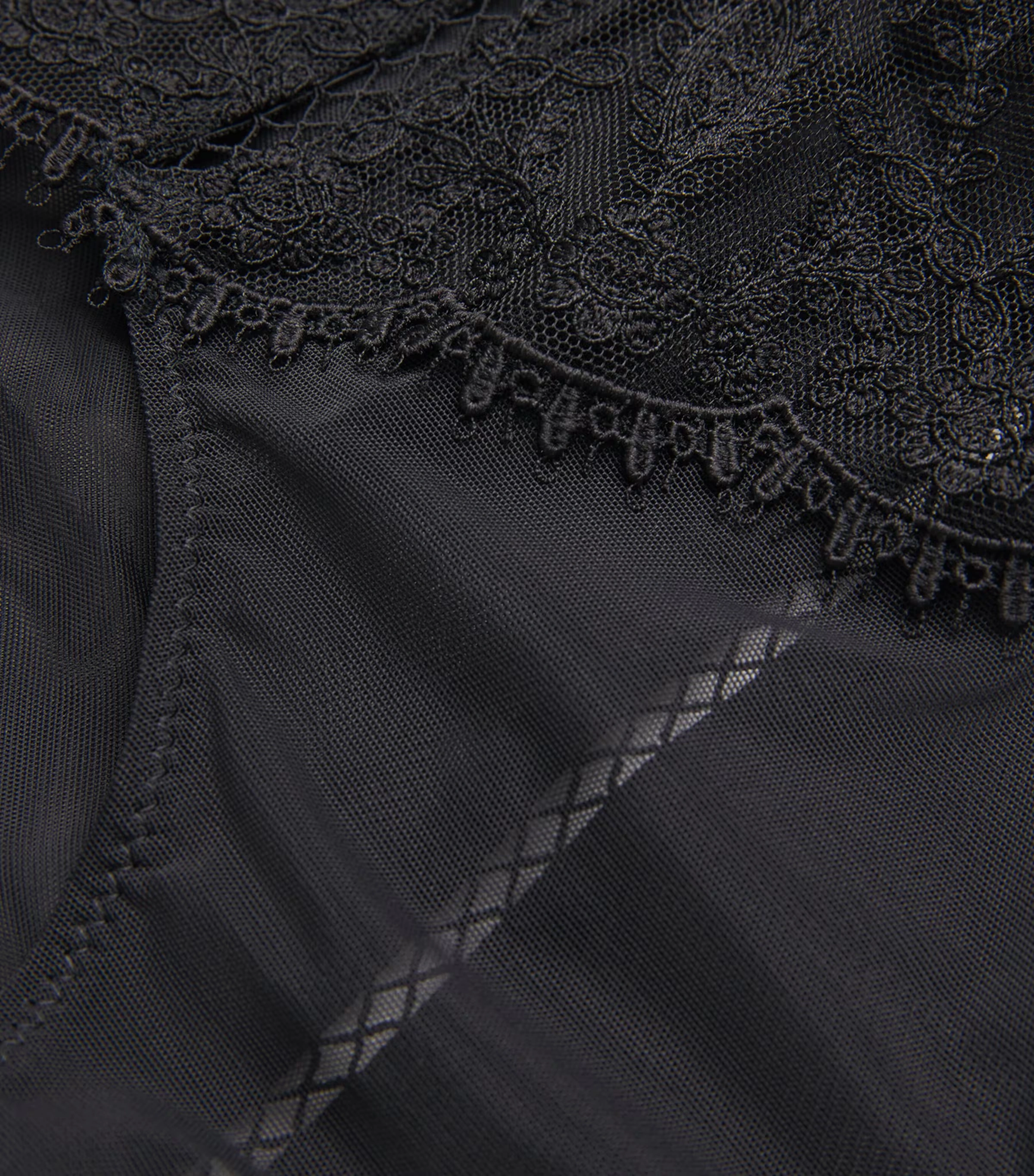 Lace Précieuse Shorty Briefs 4 Lace Précieuse Shorty Briefs