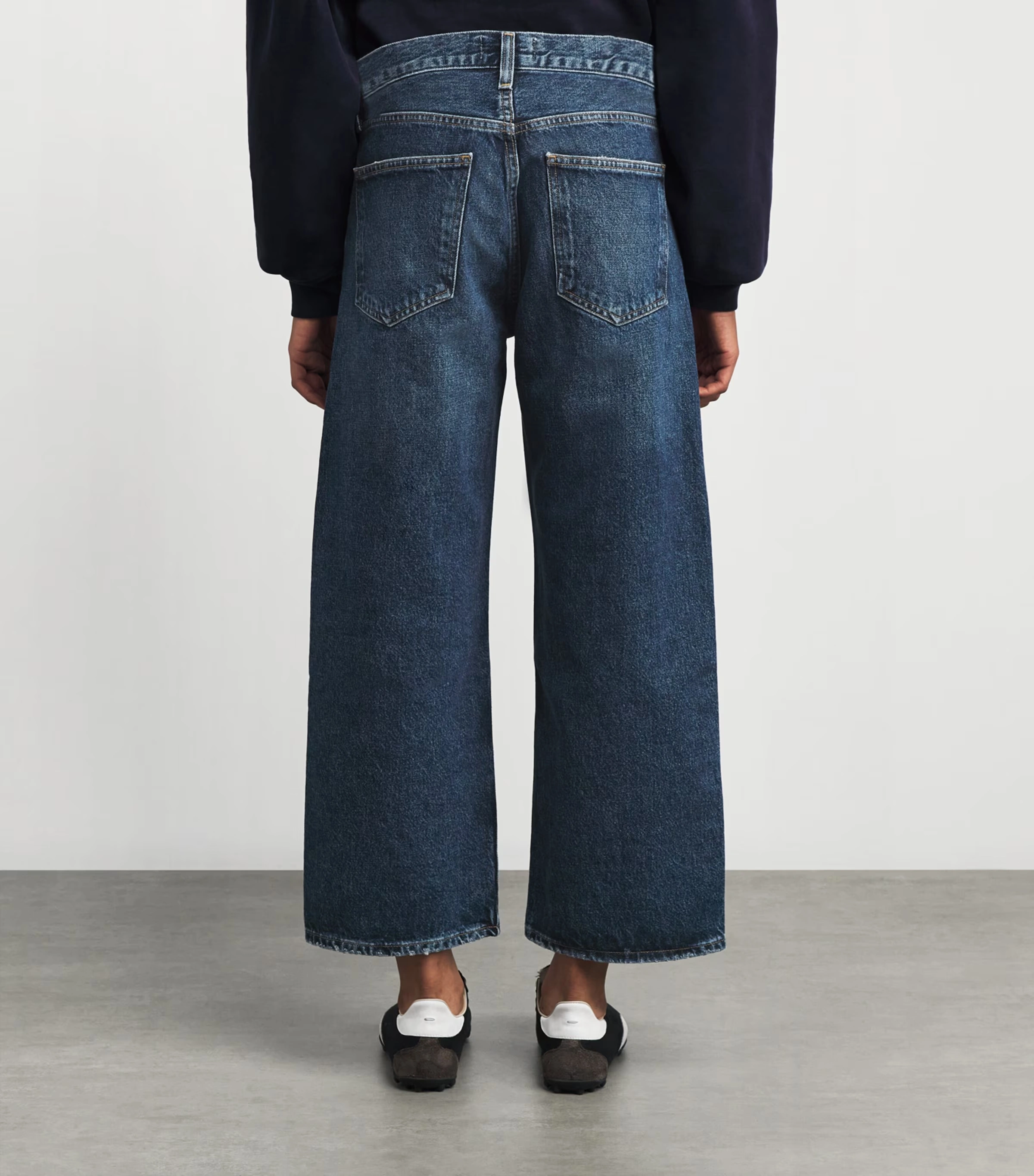 Arc Relaxed Leg Jeans