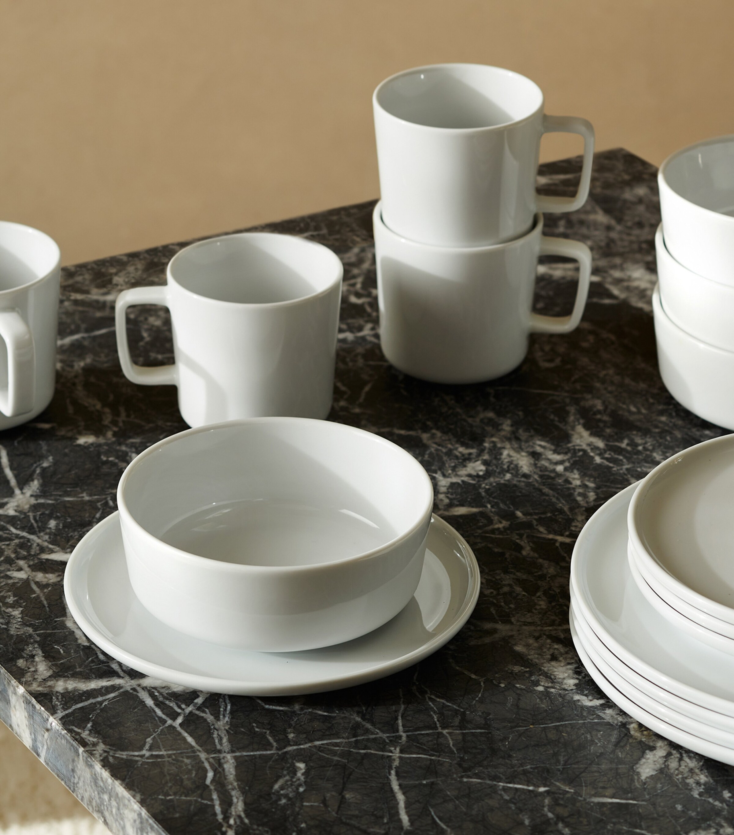 Set of 2 Porcelain Collective Mugs (370ml)