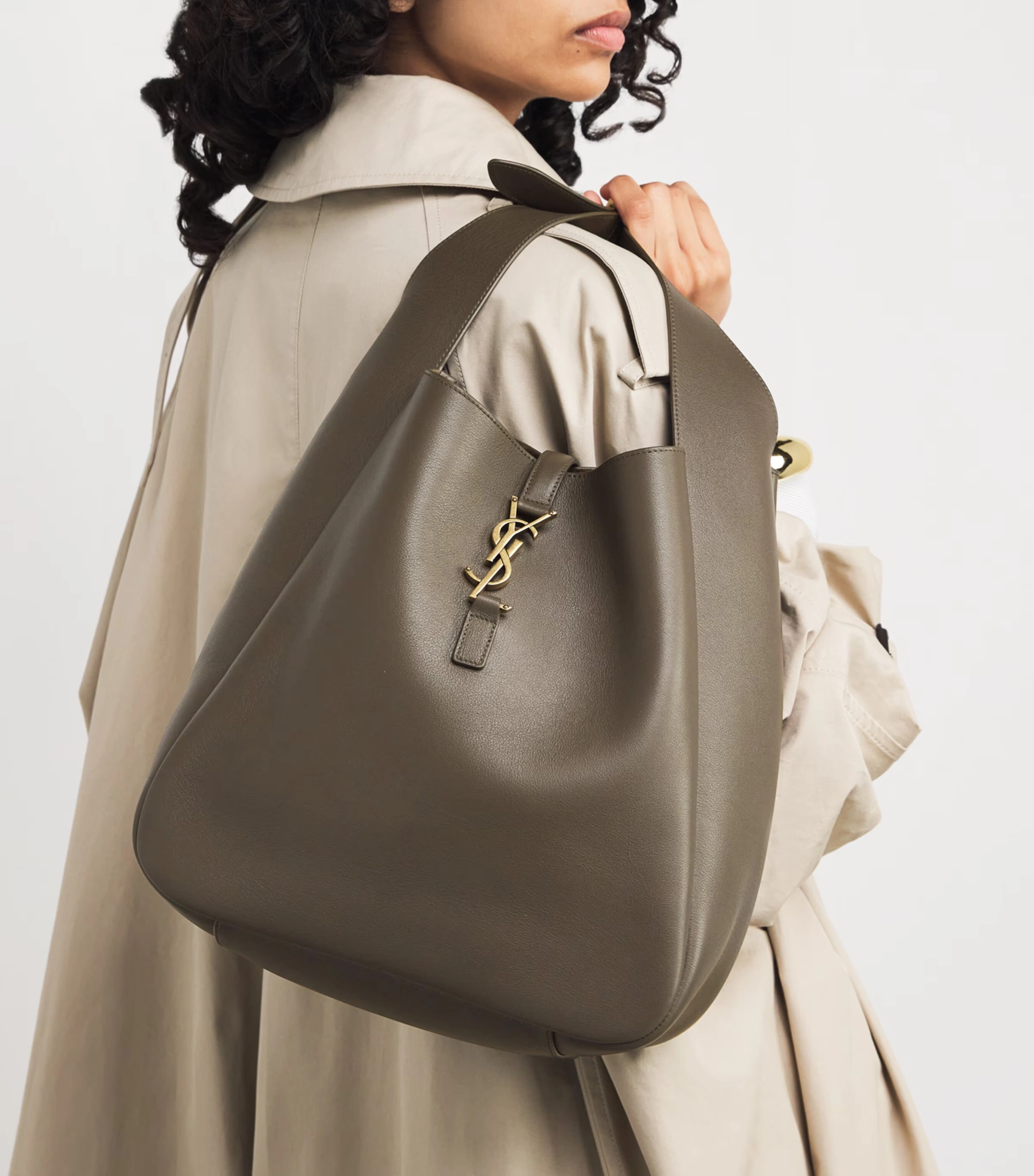 Large Le 5 à 7 Shoulder Bag