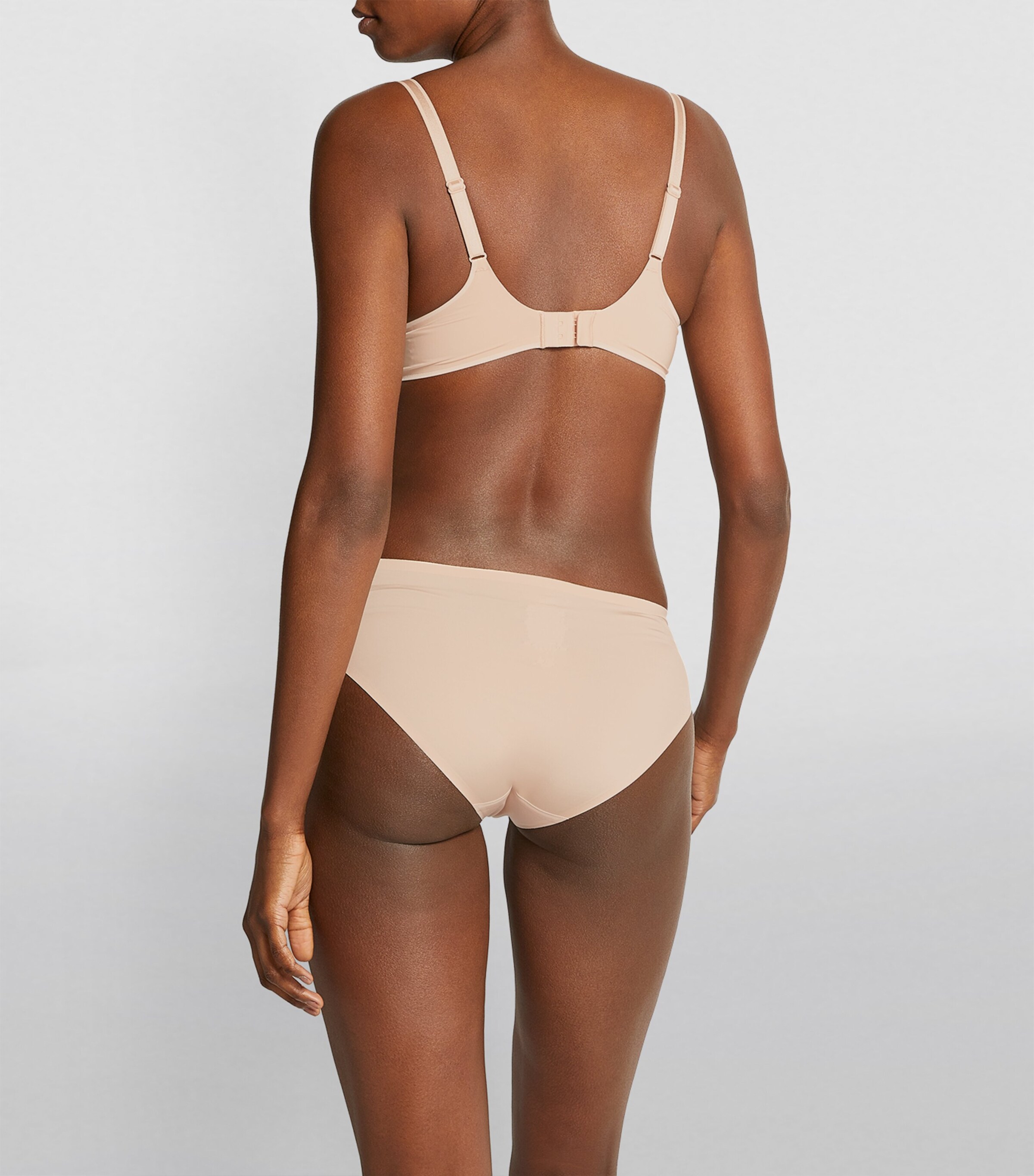 Essen T-Shirt Bra 3 Essen T-Shirt Bra