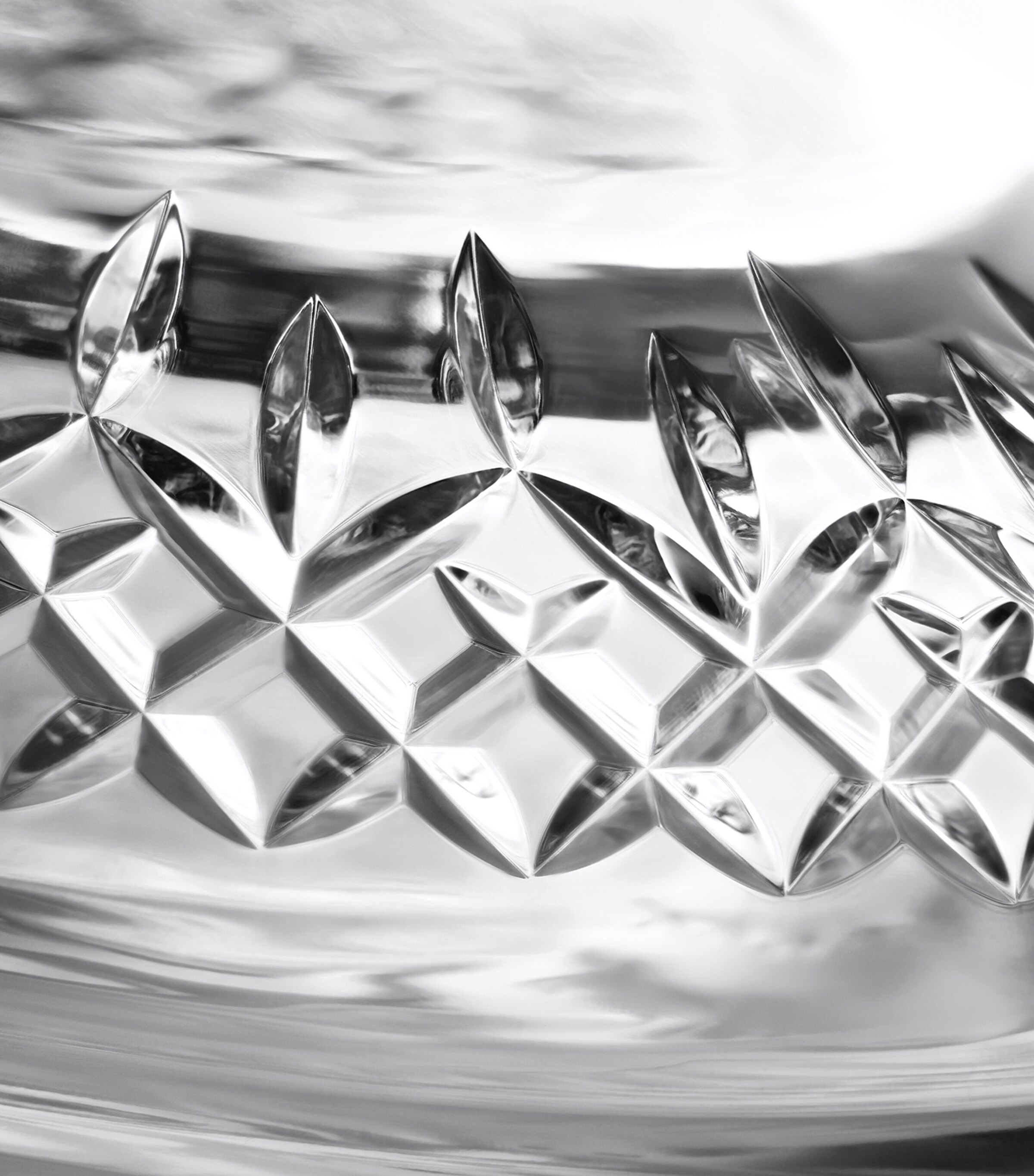 Crystal Lismore Essence Wine Decanter (2.2L)